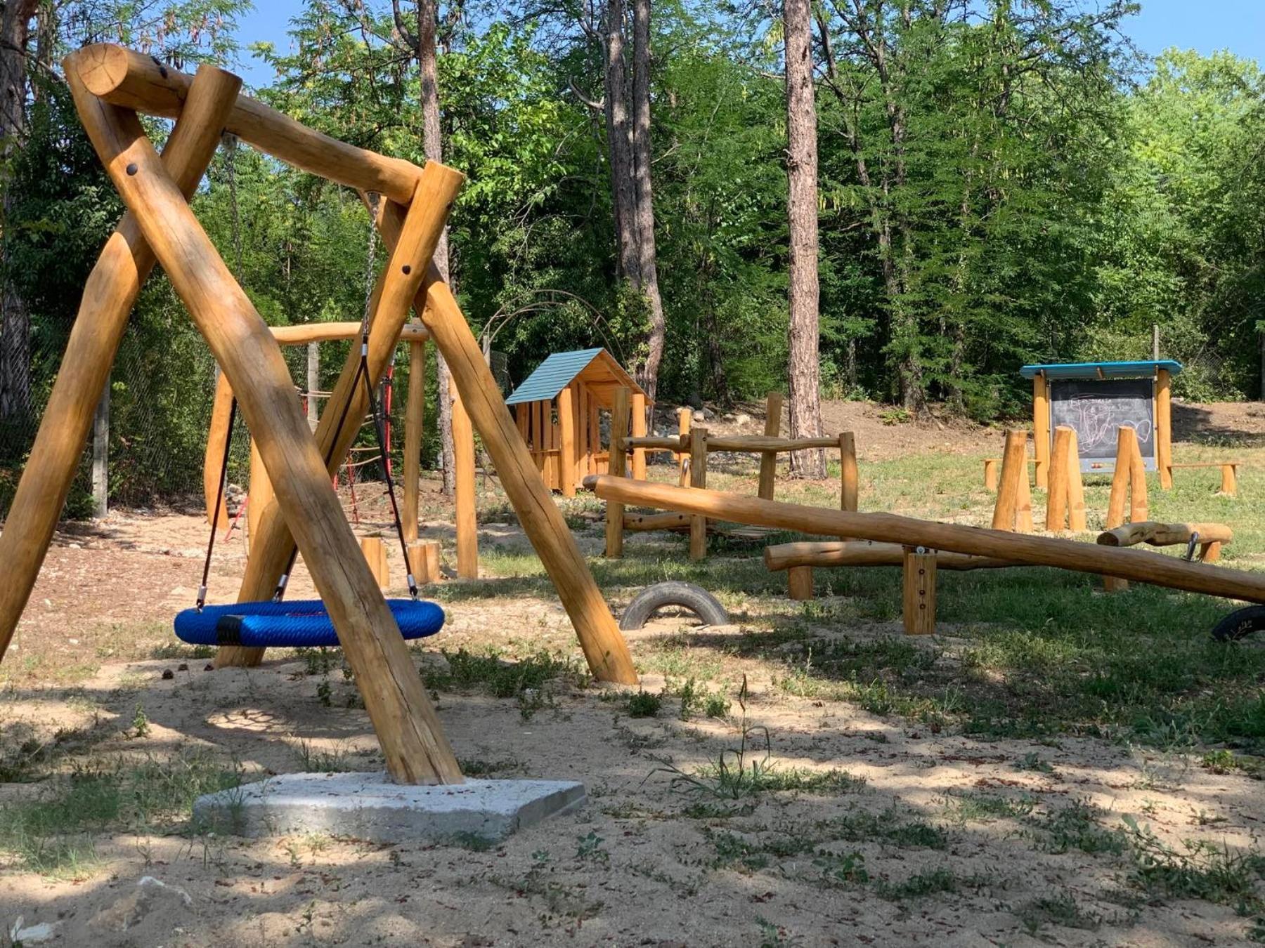 Esterra Vini Guest House Perushtitsa Zewnętrze zdjęcie