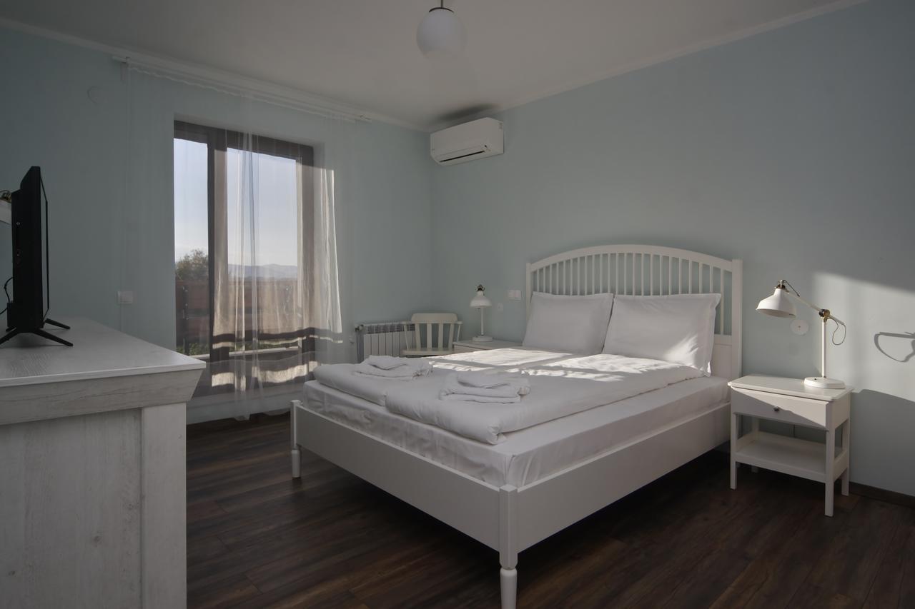 Esterra Vini Guest House Perushtitsa Zewnętrze zdjęcie